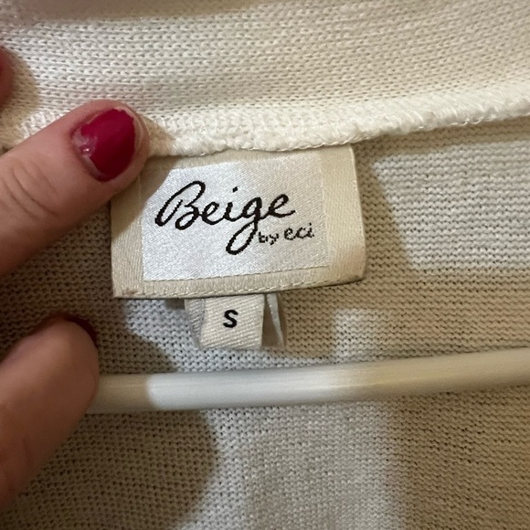 BEIGE by ECI WOMEN'S White /Ivory FRONT CARDIGAN 3/4 SLEEVE Small - Picture 4 of 8